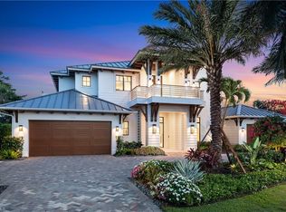 774 S Golf Dr, Naples, FL 34102