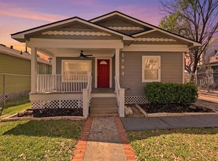 1703 Ovid St, Houston, TX 77007