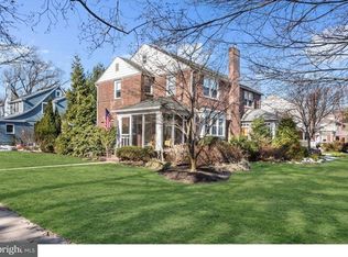 301 Woodland Ave, Haddonfield, NJ 08033