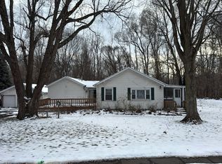 6287 Old Porter Rd, Portage, IN 46368