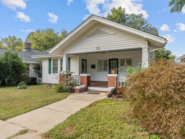 321 N Steele St, Sanford, NC 27330