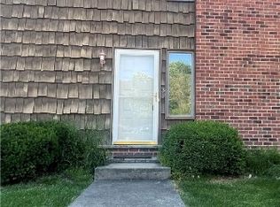 10571 White St UNIT 3, Garrettsville, OH