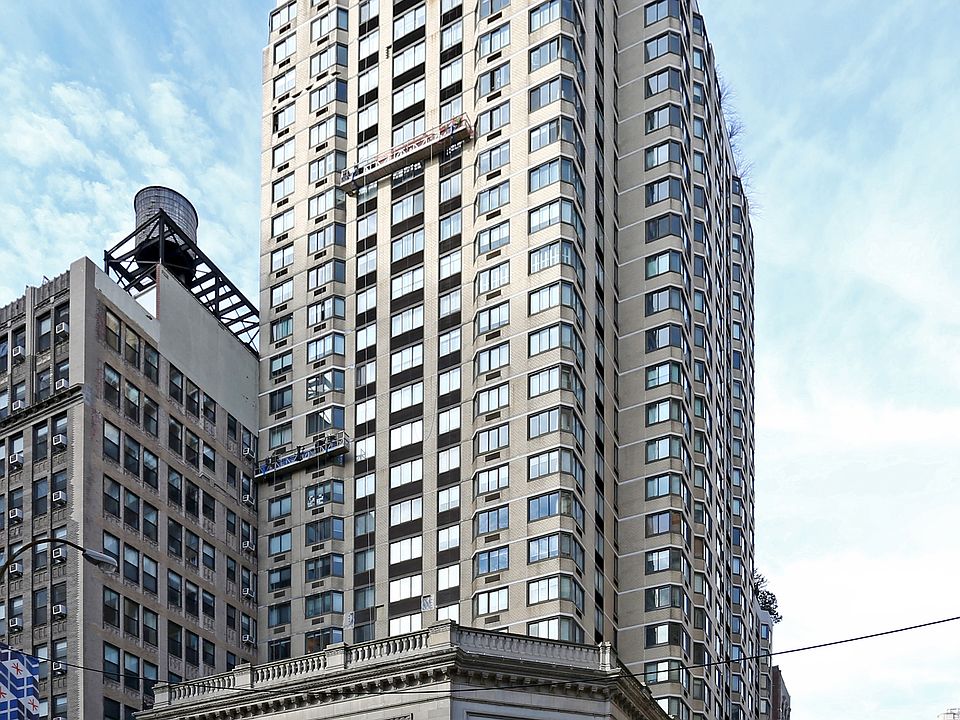 1st image of 280 Park Ave S APT 13H