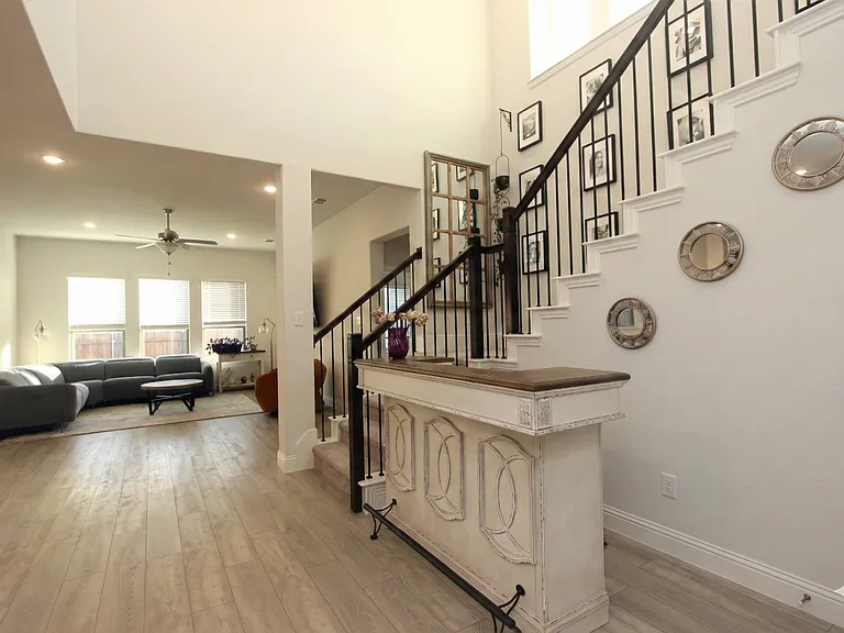 3810 Honeycomb Holw — Photo 9