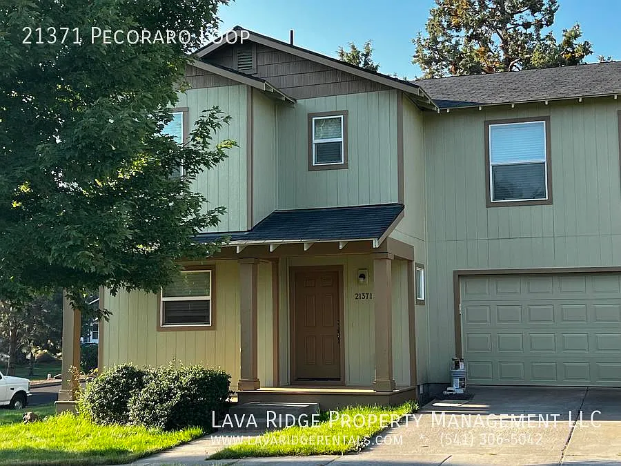 3 bed, 2.5 bath, 1864 sqft, $2,600 — Photo 3