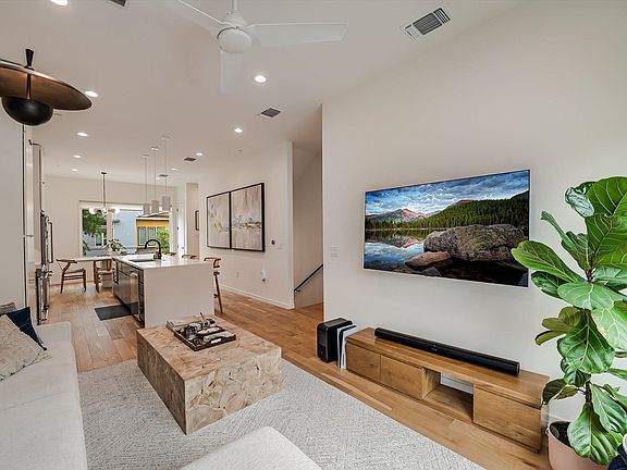 5th image of 410 W Alpine Rd #4