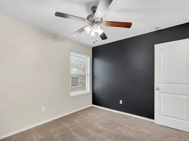 1310 Wrangler Ln — Photo 15