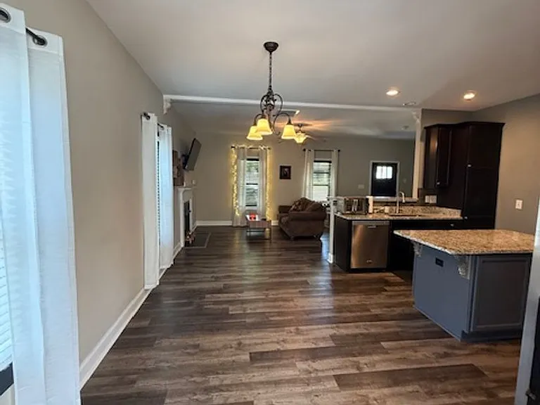 109 Lincolnton Ct — Photo 11