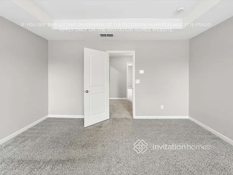 555 S Fortune Way — Photo 9