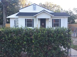 8236 Berry Ave, Jacksonville, FL 32211