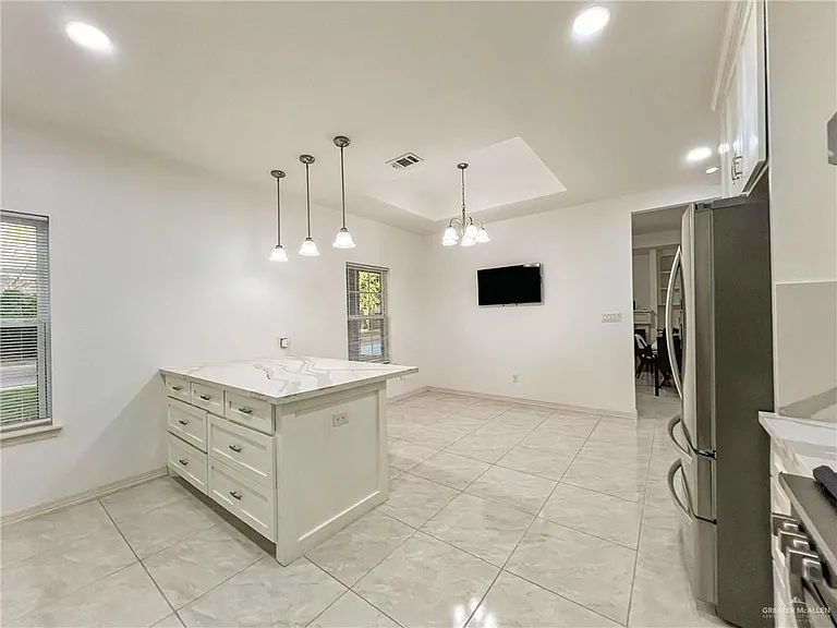 7723 Villa Rama South St — Photo 5