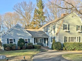 24 Pilgrim Trl, Wilton, CT 06897