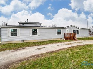 6117 Grisell Rd, Oregon, OH 43616