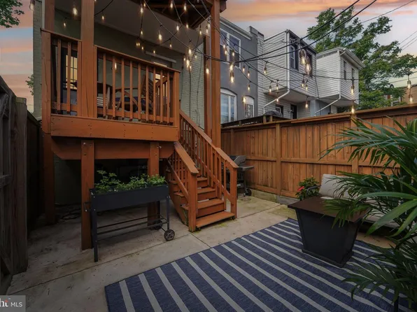 2506 E Fairmount Ave, Baltimore, MD 21224