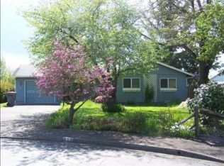 633 SW Dogwood Ct, McMinnville, OR 97128
