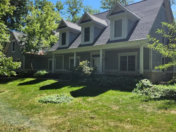 3515 Arbor Ln, Crystal Lake, IL 60012