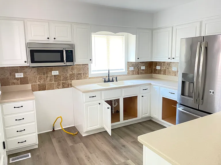 2619 Alexander St — Photo 13