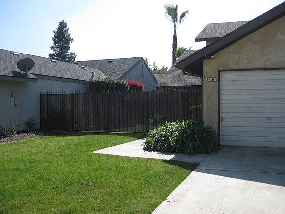4th image of 1049 E Goshen Ave