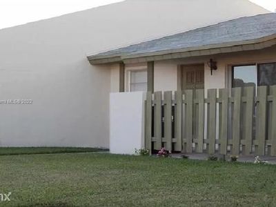 11910 SW 110th Street Cir E, Miami, FL, 33186