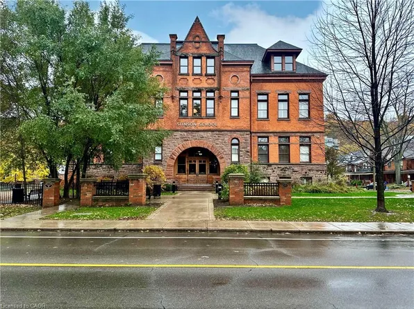 200 Stinson St #310, Hamilton, ON L8N 4J5