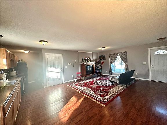 3rd image of 1700 N 43rd St