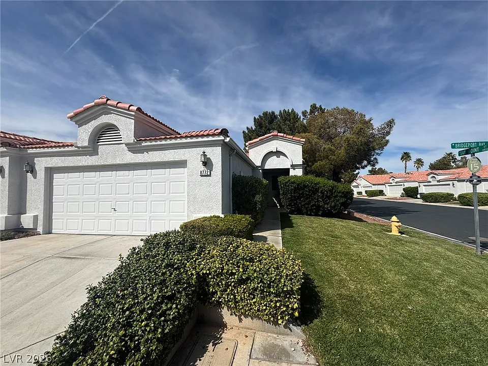 8772 Bridgeport Bay Ave