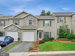 258 N Plum St, Mount Joy, PA 17552