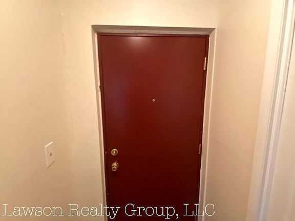 3rd image of 2200 Stephenson Ave SW APT 201