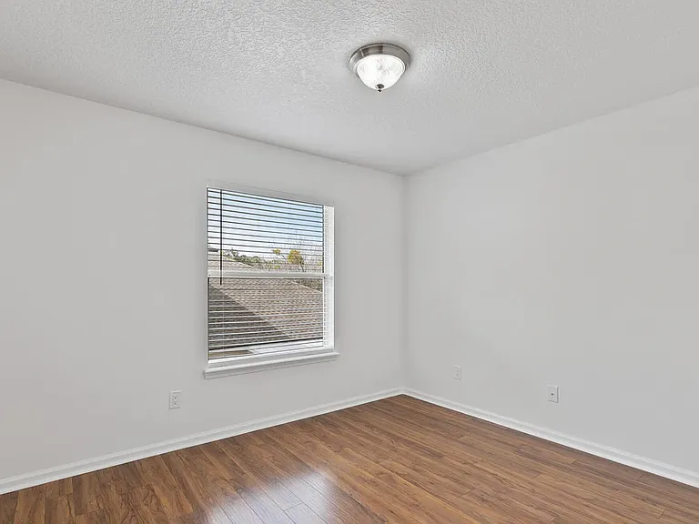 700 S Covered Bridge Rd #3 — Photo 30