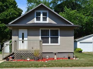 1114 Grant St, Elkhart, IN 46514