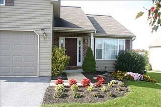 2nd image of 3006 Willow Glen Dr