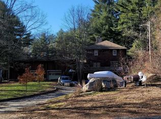 734 Round Top Rd, Burrillville, RI 02830