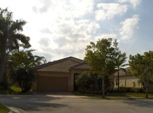 1126 Sunflower Cir, Weston, FL 33327