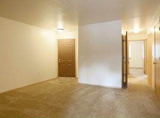 4928 W Powell Blvd #202, Gresham, OR 97030