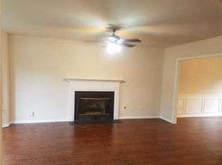 150 White Sands Ct, Suwanee, GA 30024