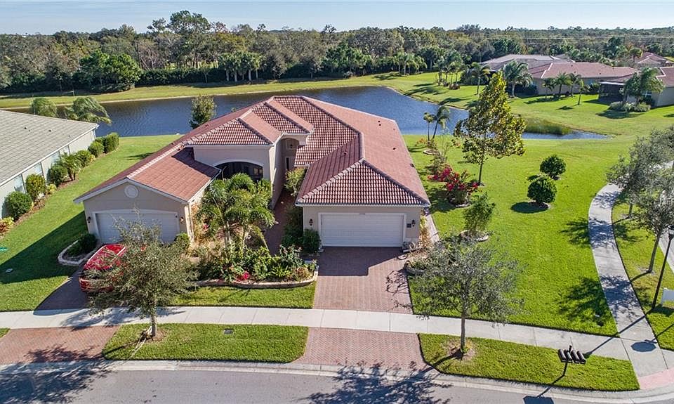 1st image of 15746 Aurora Lake Cir