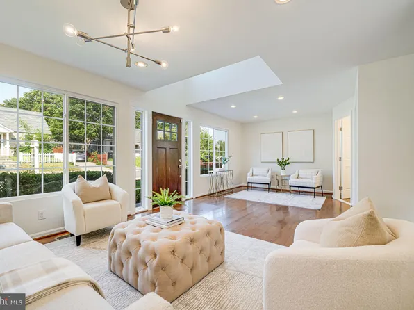 1812 N Culpeper St, Arlington, VA 22207