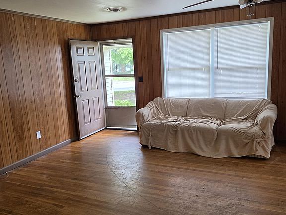 4th image of 3008 Claudia Drive