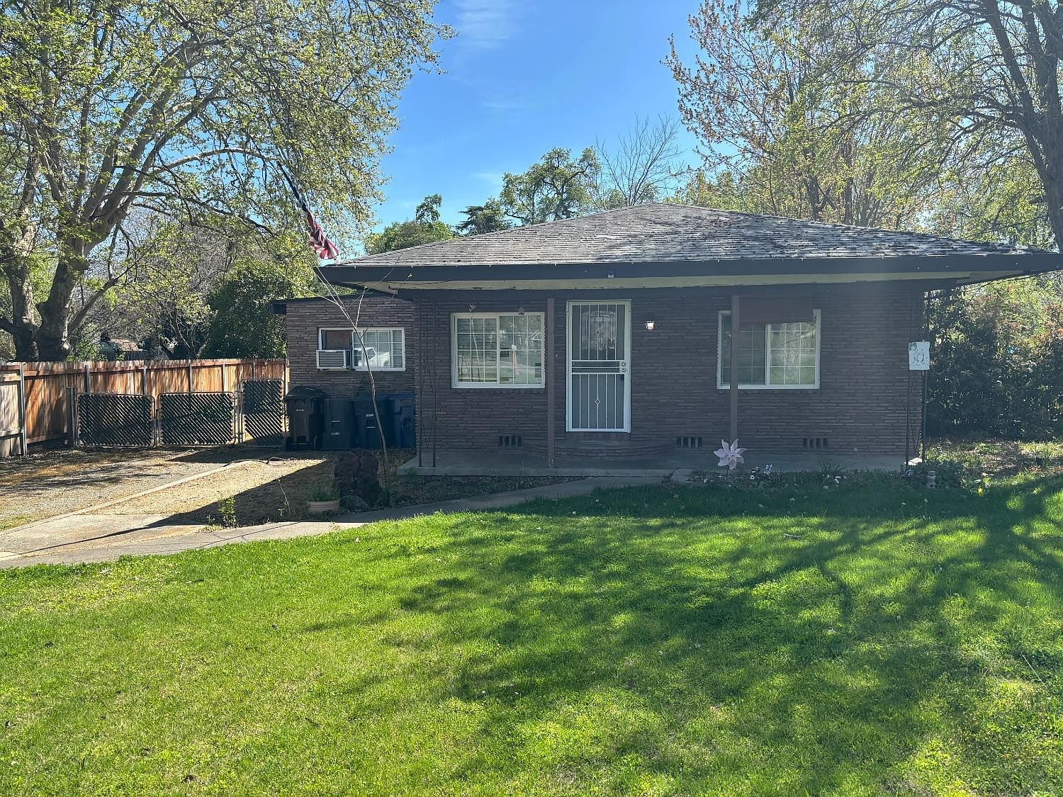 o o mi Roamtiger 12 Volt Refrigerator, 19QT(18L) Portable Car