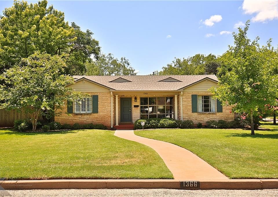 1st image of 1366 Hollis Dr