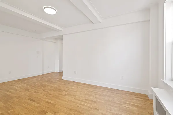 Rented by Compass | media 18