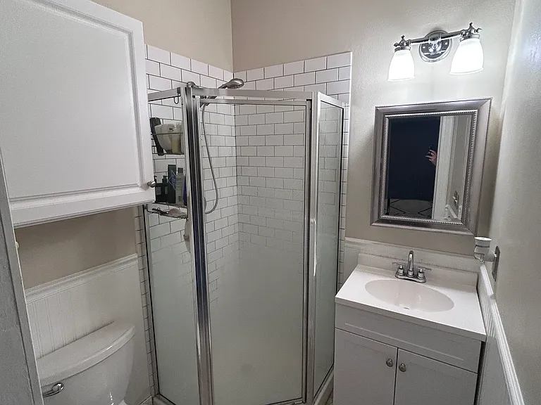 2242 N Ogden St — Photo 26
