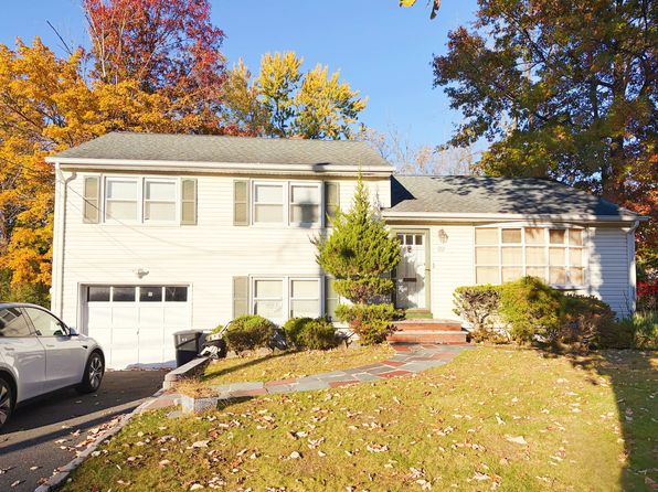 22 W McClellan Ave