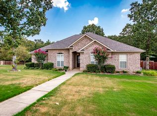 1308 Lost Creek Dr, Jacksonville, AR 72076