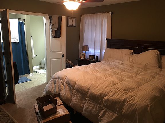 2nd image of 2820 Trails Way