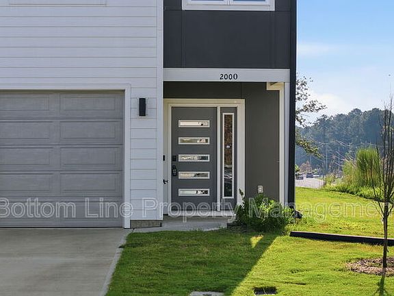 5th image of 2000 Titanium Rock Rd
