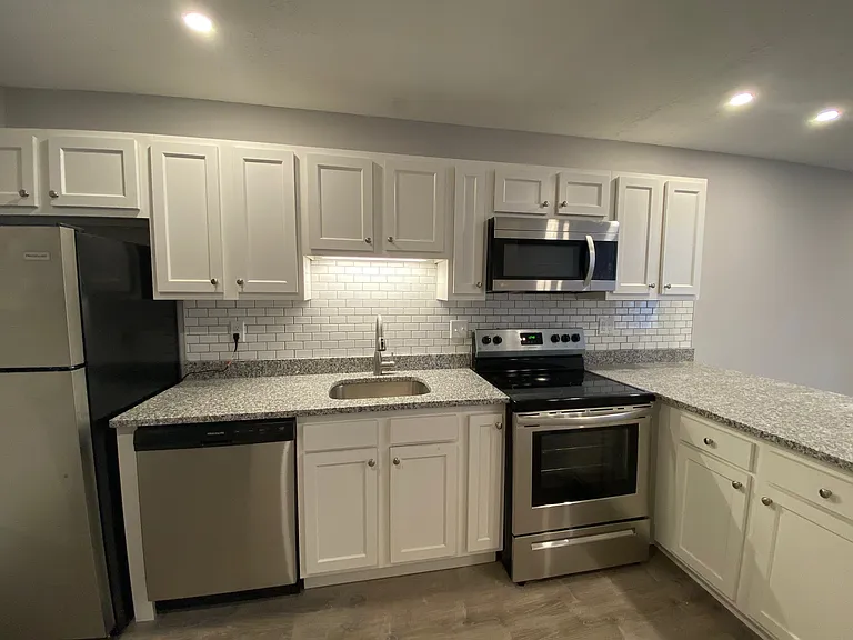 The Residences at the Falls — Photo 43