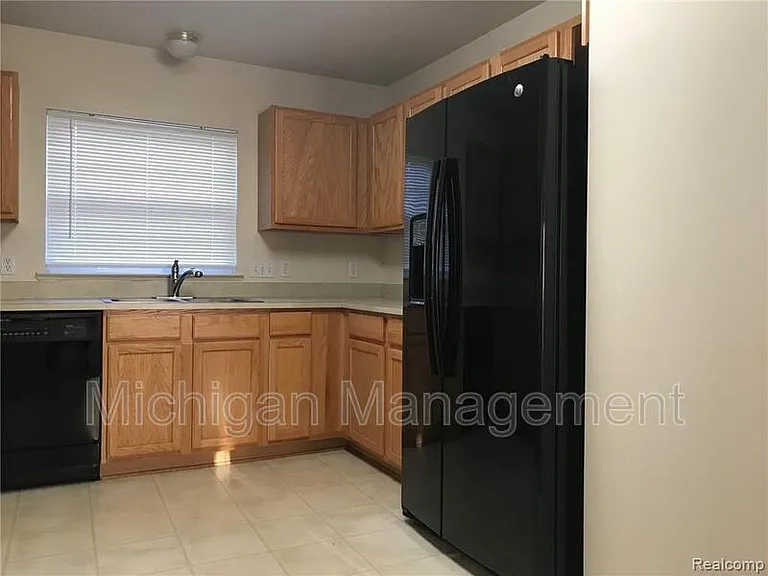 3107 Promenade Cir — Photo 3