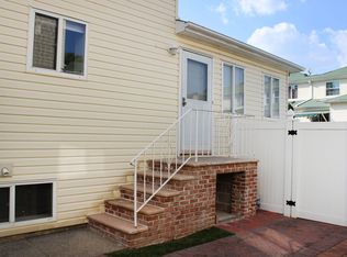 33 Delmar Ave, Staten Island, NY 10312