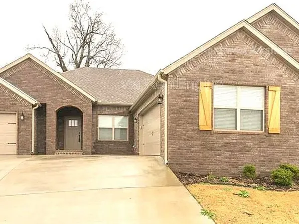 3600 SW Brittany Rd, Bentonville, AR 72713